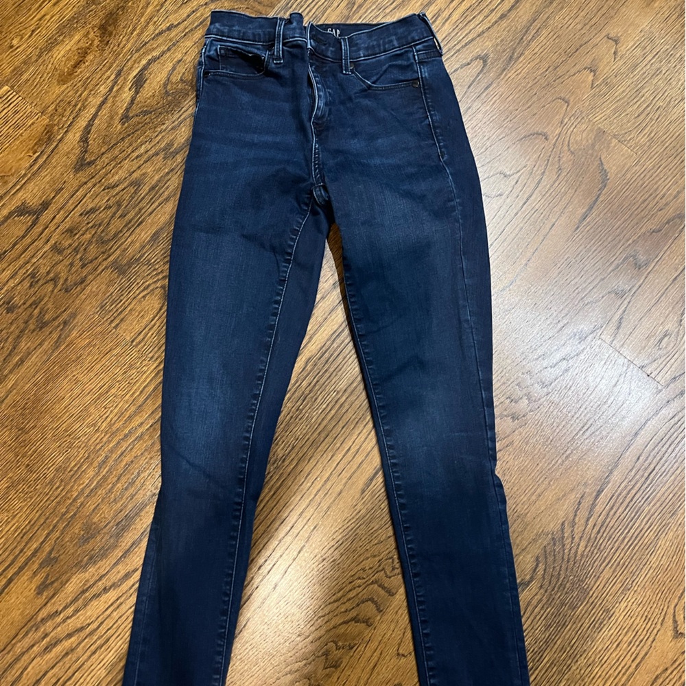 Gap 26 true skinny